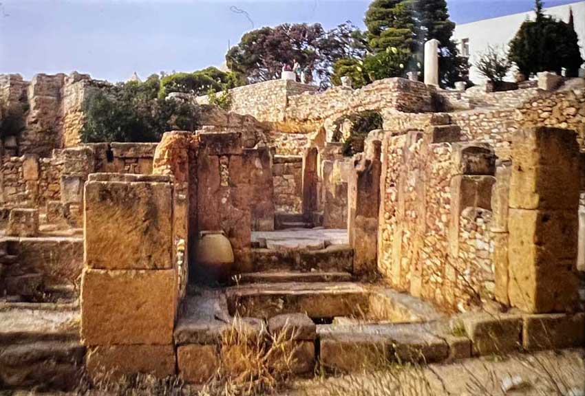 These are the streets of the town as it was in 146BC, where the Roman army fought, house by house, slaughtering everyone in their way