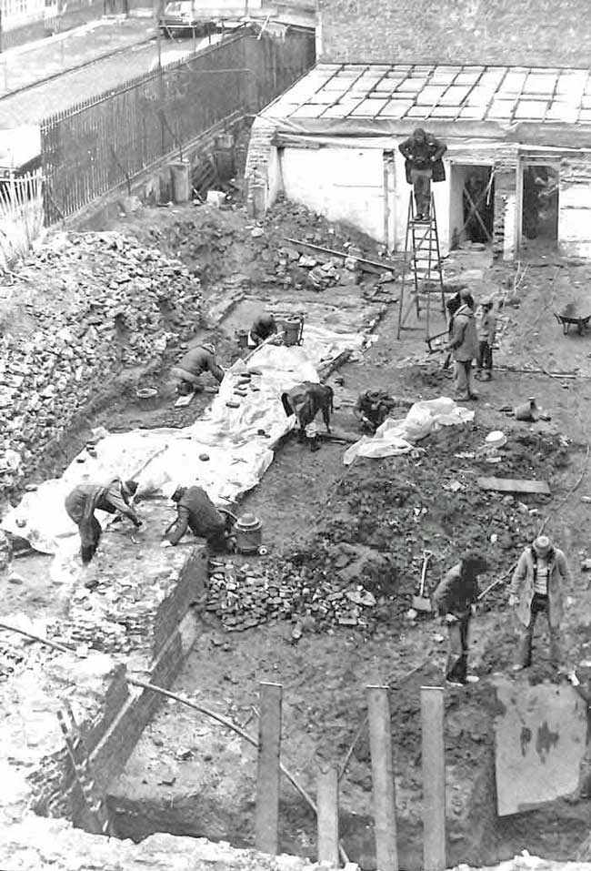 Trevor Hurst on the ladder Photo from Lez Watson