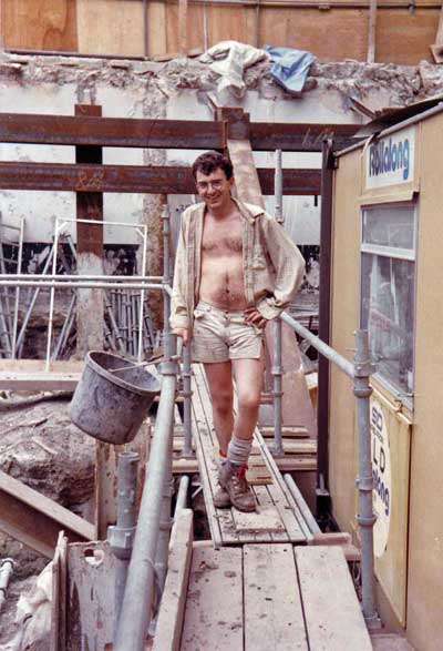 Racy pose - Paul Potter