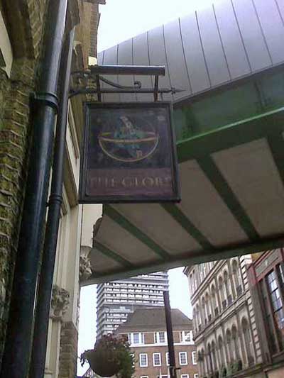 The famous Globe Public House - photo from Gill Scarlett (Craddock)