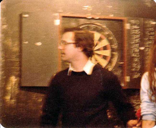 Our Pat at the Dartboard - Photo from Friederike Hammer